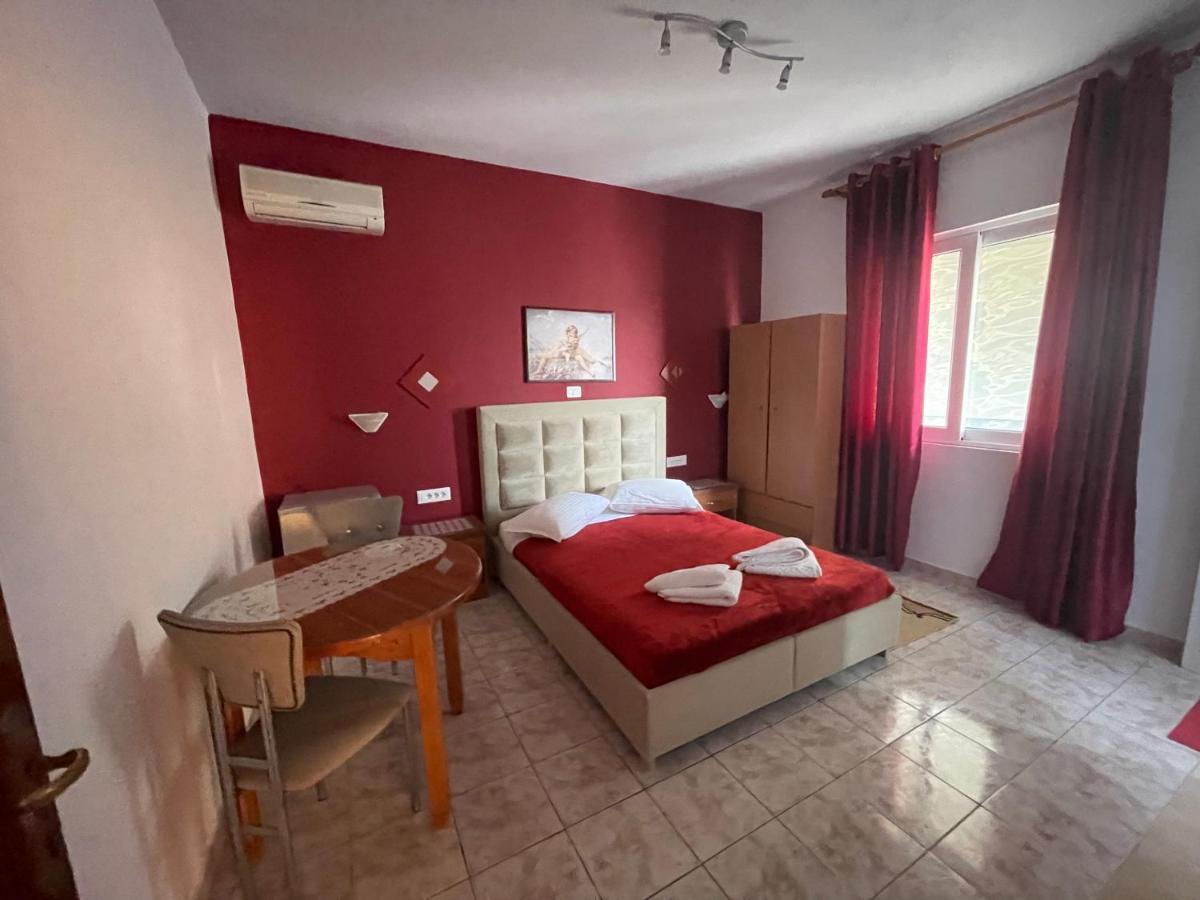 Oni's Apartament