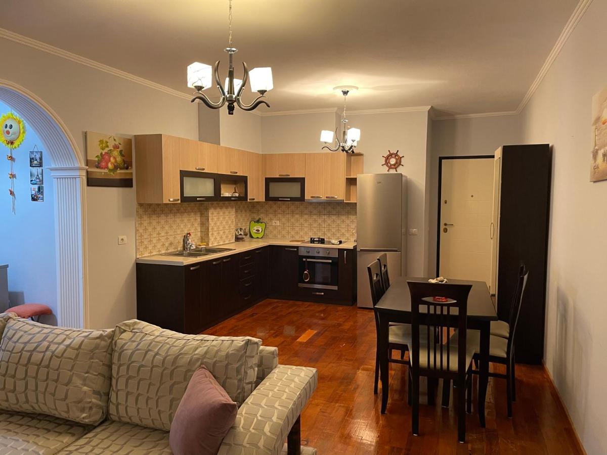 Oni's Apartament *